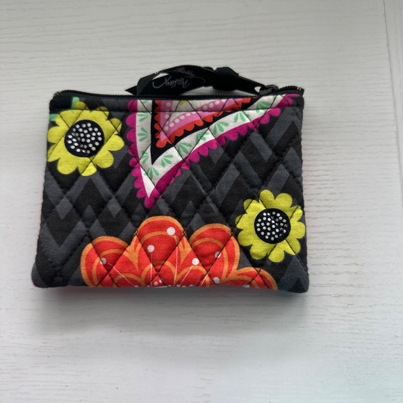 Vera Bradley coin purse Ziggy Zinnia EUC - Picture 2 of 2